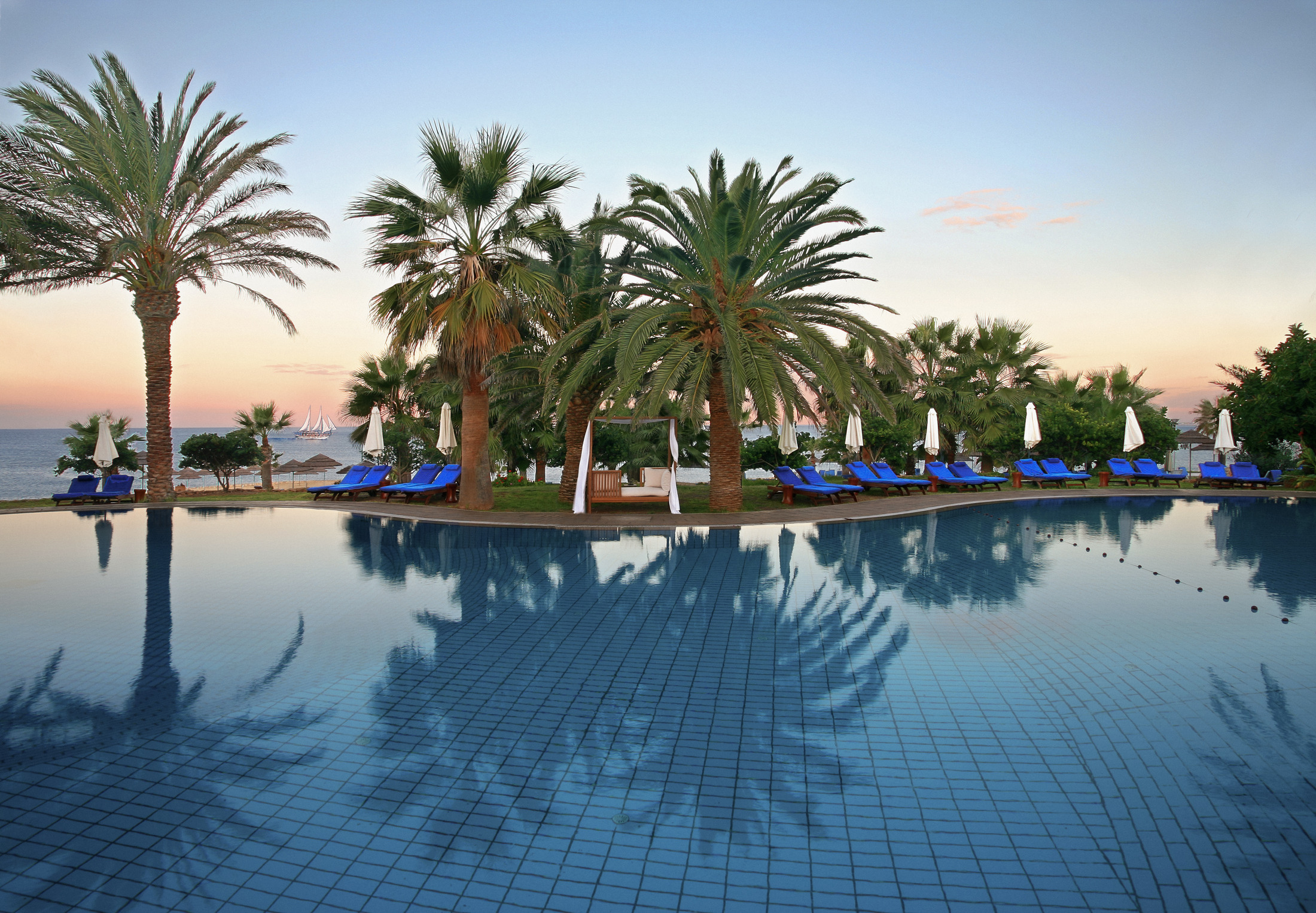 Azia Resort & spa  pool 